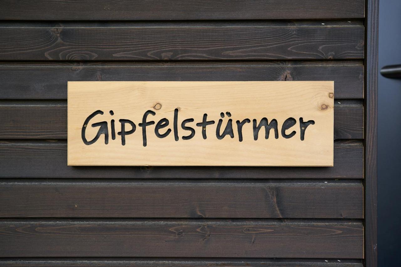 Black Forest Lodges - Gehobene Ferienwohnungen Mit Privatsaunas Tulfes Exterior photo